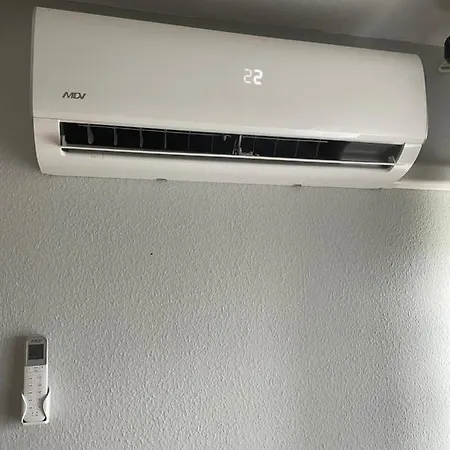 Bajcsy Lak Apartment